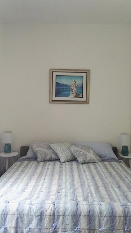 Apartment Rose Garden Risan Ngoại thất bức ảnh